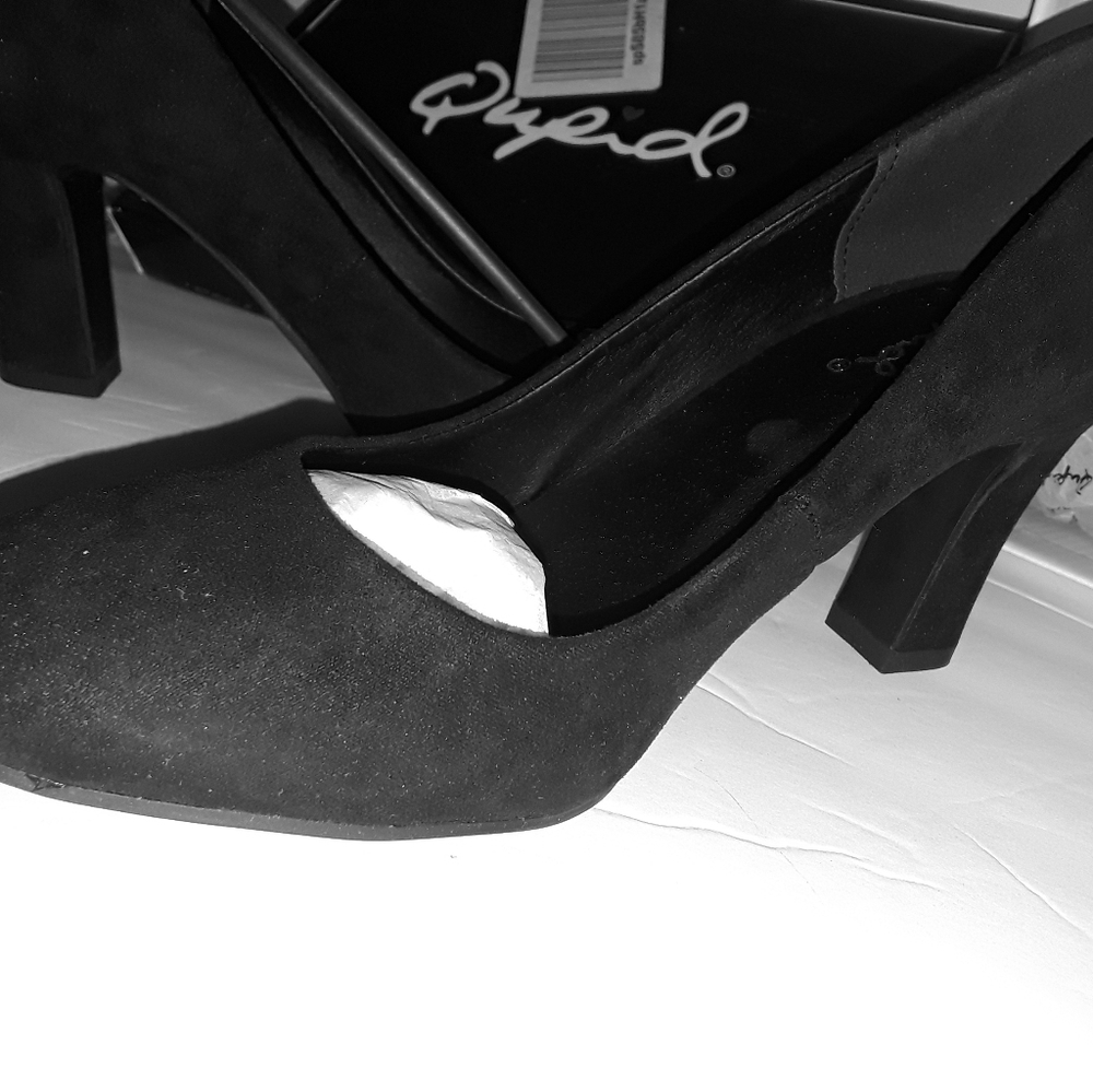 Women's shoes